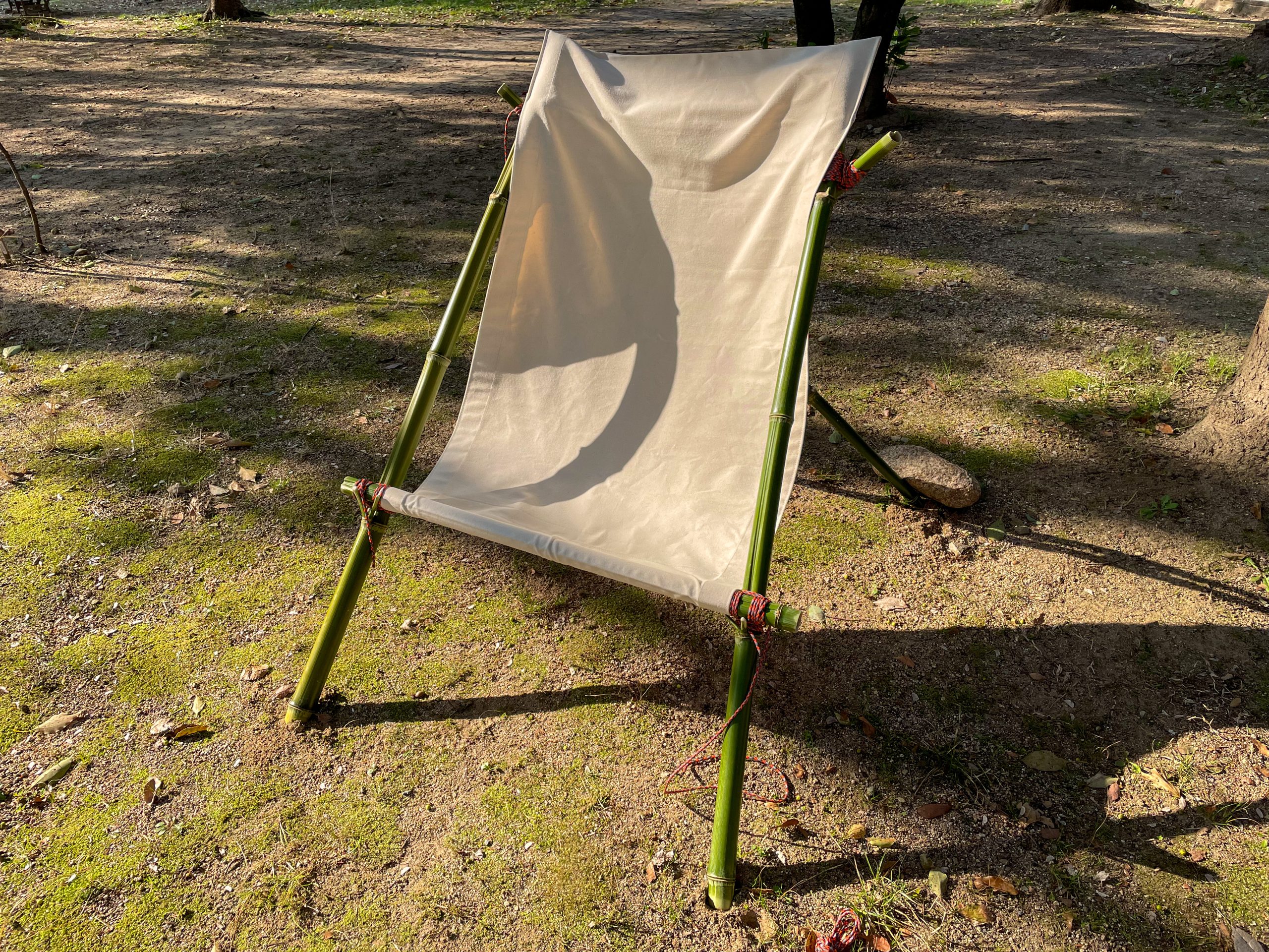 Foldable Bamboo Chair – 竹で作る持ち運びチェアー